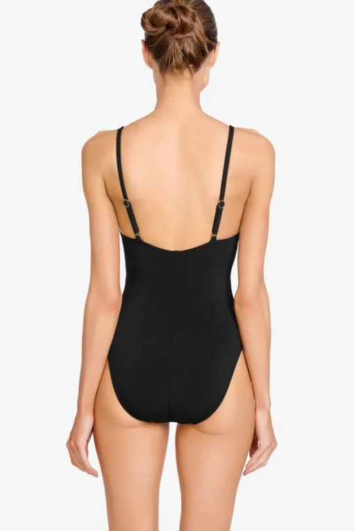 Aubrey One Piece Key Hole